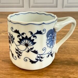 Vintage Blue Danube Cobalt Onion Pattern Mug Rectangle Back Stamp Japan EUC